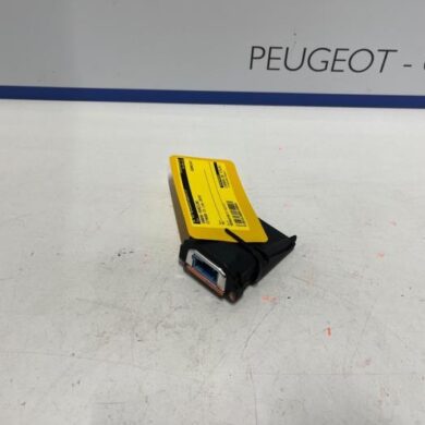 Citroen C3 1.2 12V e-THP PureTech 110 Camera voorzijde 2019 1640245680-9828694780