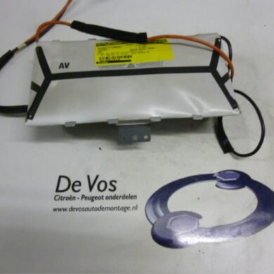 Peugeot 307 1.6 HDiF 16V Airbag rechts (Dashboard) 2005 8216KW