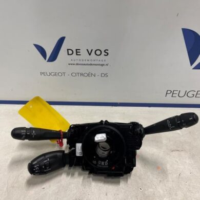 Citroen C3 1.2 12V e-THP PureTech 110 Steering column stalk 2017 98312537ZD-98094484ZD