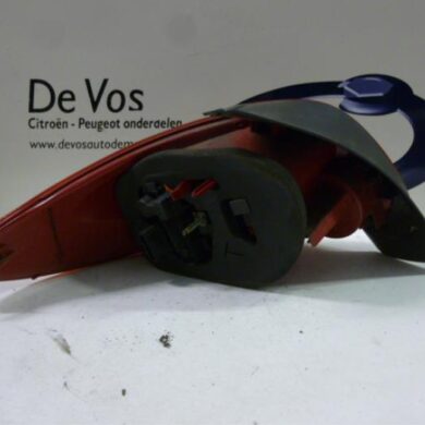 Peugeot 206 1.4 16V Achterlicht rechts 2005 6351S0