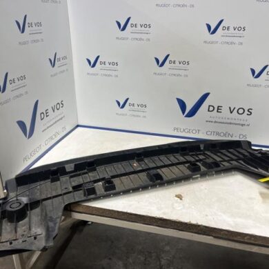 Opel Grandland X  Schutzblech Boden 2021 YP00028180