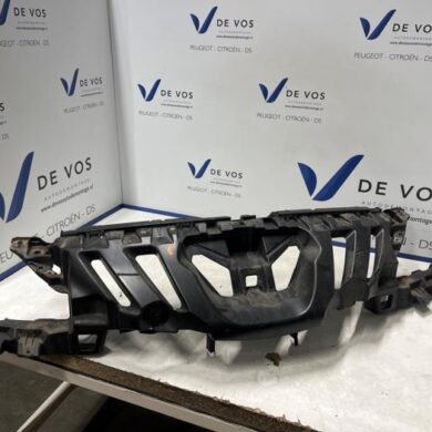 Peugeot 308 1.6 16V THP 150 Frontpaneel 2009 7416F8