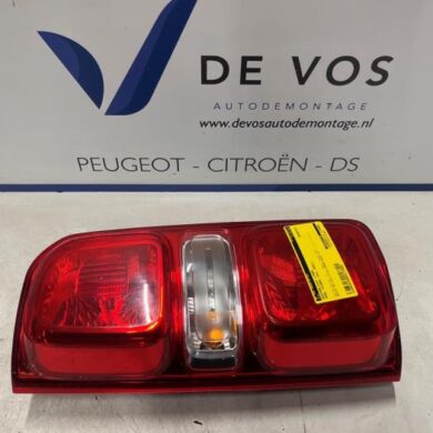 Opel Vivaro 2.0 CDTI 122 Achterlicht links 2021 9808243180