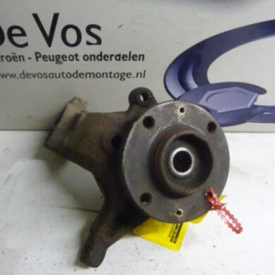 Peugeot 206 1.4 HDi Fusee rechts-voor 2006 364775