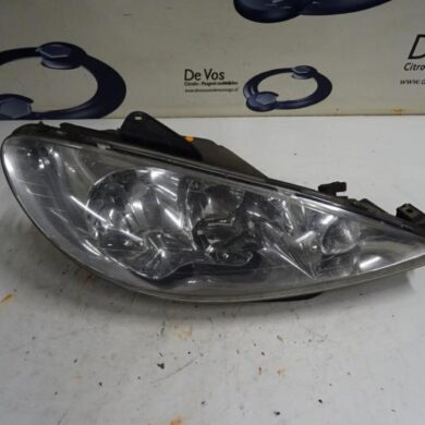 Peugeot 206 1.4 XR,XS,XT,Gentry Koplamp rechts 2004 6205S9