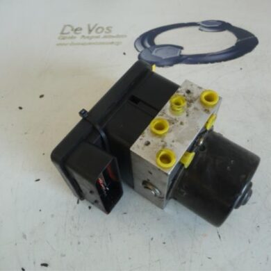 Citroen C5 2.0 HDiF 16V ABS Pomp RHR 2005 4541G1-4541G2