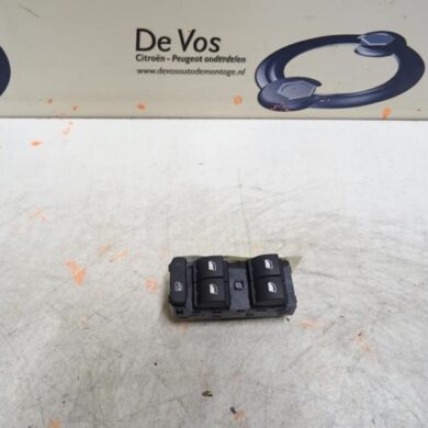 Citroen C3 1.2 12V e-THP PureTech 110 Combischakelaar ramen 2019 98148907ZD