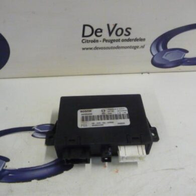Peugeot 407  PDC Module 2006 6590K8-6590T8