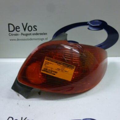Peugeot 206 1.4 XR,XS,XT,Gentry Achterlicht rechts 2008 6351S0