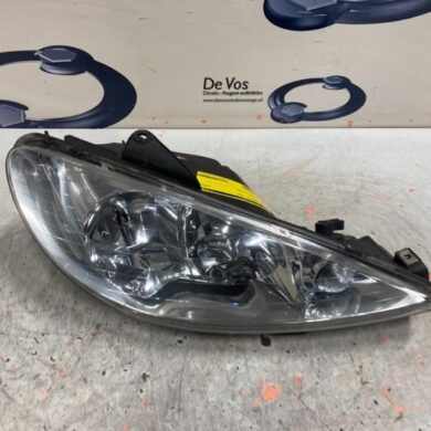 Peugeot 206 1.4 XR,XS,XT,Gentry Koplamp rechts 2006 6205S9