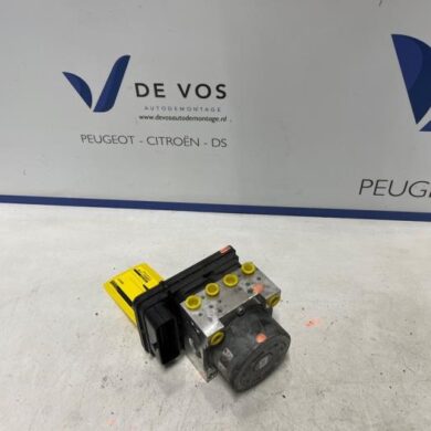 Opel Corsa 1.2 Turbo 12V 100 ABS Pomp HNE-HN05 2021 9839933780-1688679680