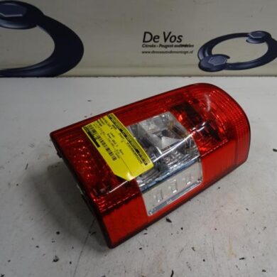 Peugeot Partner 1.6 HDI 75 Achterlicht rechts 2012 6351Y8-6351CX