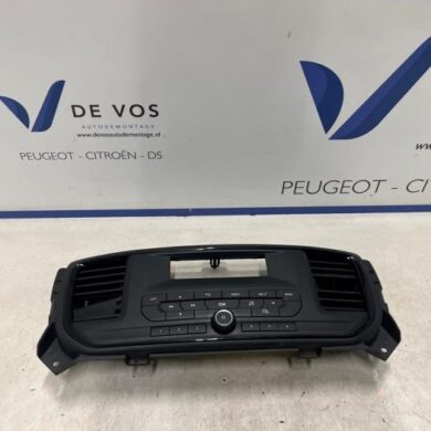 Opel Vivaro 2.0 CDTI 122 Radiobedienings paneel 2021 98120819ZD