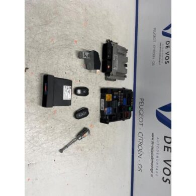 Peugeot 2008 1.5 BlueHDi 130 Computer Motormanagement YHZ-YH01 2021 9841351080-1659554380