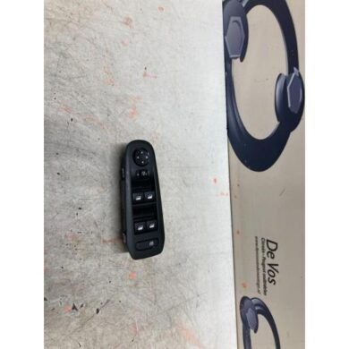 Peugeot 308 1.2 12V e-THP PureTech 130 Combischakelaar ramen 2015 96788264ZD