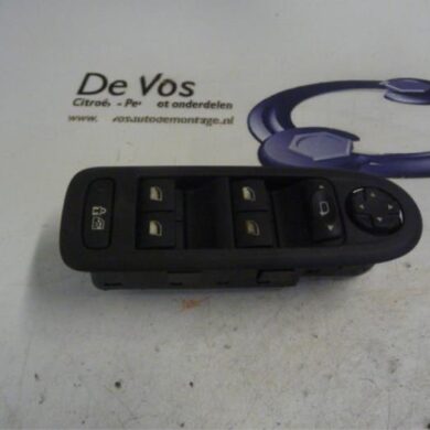 Peugeot 308  Combischakelaar ramen 2009 649026