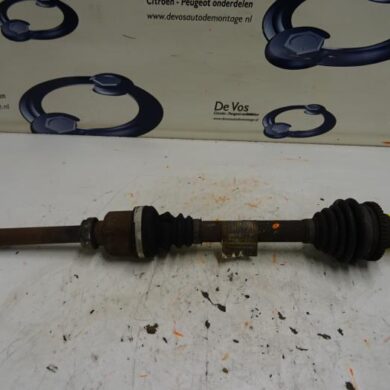 Peugeot 206 1.6 16V Aandrijfas rechts-voor NFU 2006 32739L-32739Q 20TS17