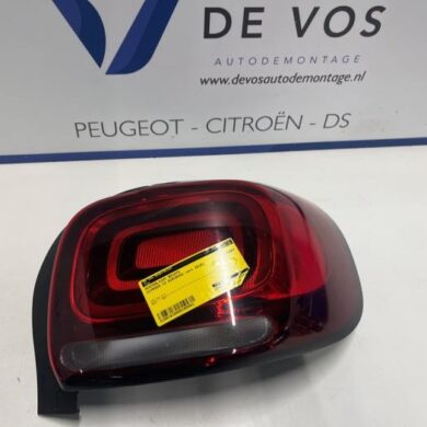 Citroen C3 Aircross 1.2 e-THP PureTech 110 Achterlicht rechts 2019 YQ00042580