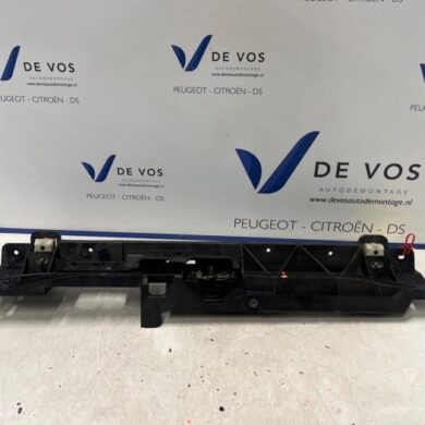 Opel Grandland X  Slotplaat voor 2021 9824055880-9821951180