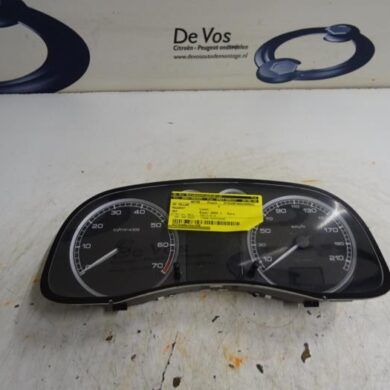Peugeot 307 1.6 16V Kilometerteller KM 2002 6106J7-6103F7