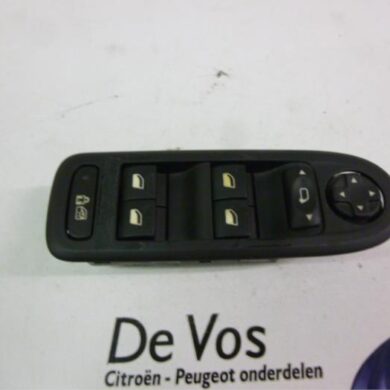 Peugeot 308  Combischakelaar ramen 2009 649026