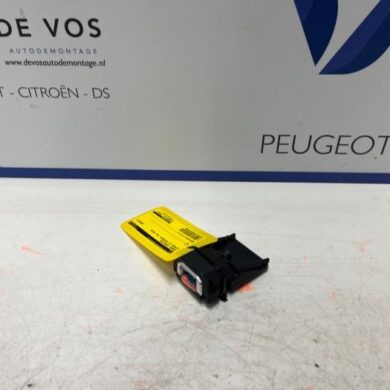 Citroen C3 Aircross 1.2 e-THP PureTech 110 Camera voorzijde 2018 1640246280-9826575280