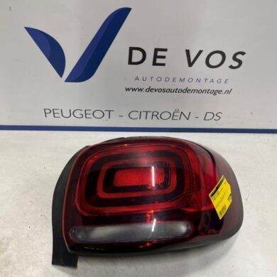Citroen C3 Aircross 1.2 e-THP PureTech 110 Achterlicht rechts 2018 YQ00042580