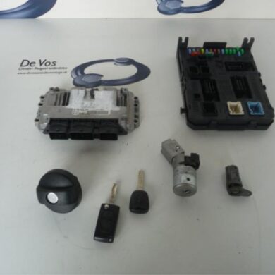 Peugeot 307 1.6 16V Computer Motormanagement NFU 2005 1940SC