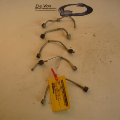 Peugeot 308  Brandstofleiding 9HP-9HP9H06 2012 1570P9-1570Q0-1570Q1-1570Q2-9804226780-1570Q3 20DM69