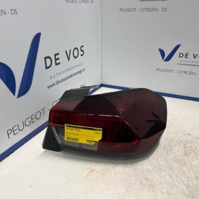 Opel Corsa 1.2 12V 75 Achterlicht rechts 2022 9829317280