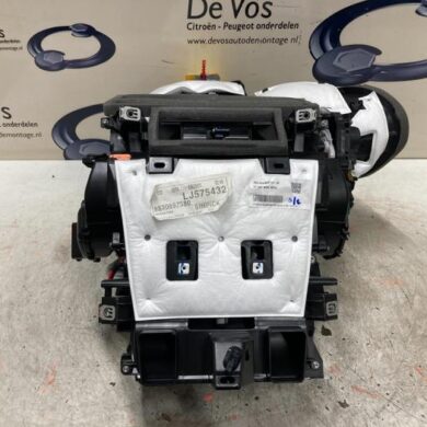 Peugeot 2008 1.2 VTi 12V PureTech 130 Kachelhuis 2020 9840568380