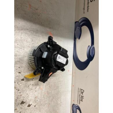 Peugeot 3008  Kachel Ventilatiemotor 2017 1609690180-9821292180
