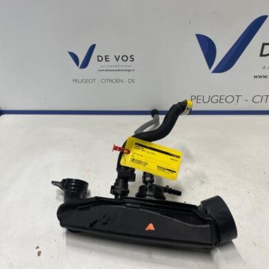 Peugeot 3008 1.2 12V Hybrid 136 Turbo hose HN09 2024 9851983780