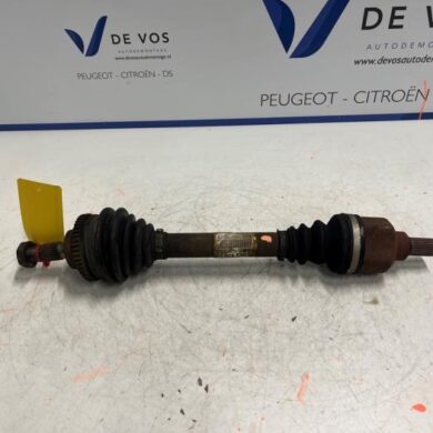 Peugeot 206 1.6 16V Aandrijfas links-voor NFU 2005 32722F-32723F 20TS05