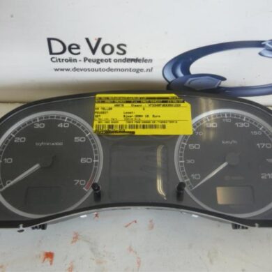 Peugeot 307 1.6 16V Kilometerteller KM 2004 6105KR-6106J9-6103F8-6106E7