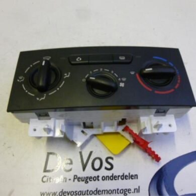 Peugeot Partner 1.6 HDI 75 16V Phase 1 Kachel Bedieningspaneel 2011 6452K6