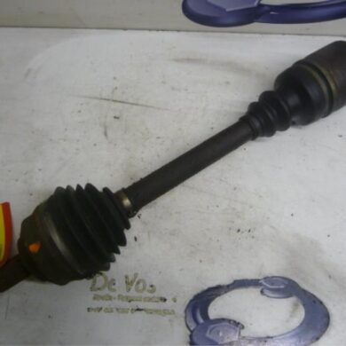 Peugeot Expert 1.9TD Aandrijfas links-voor D8B 1997 3272V0-32722L 20LE45