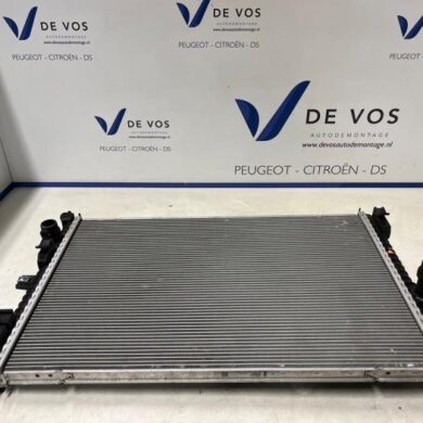 Peugeot 3008 1.2 12V e-THP PureTech 130 Radiator HNS 2021 9838520180-9811401480