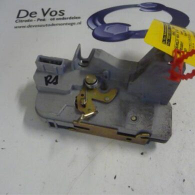 Peugeot 307 2.0 16V Deurslot Mechaniek 4Deurs rechts-achter 2004 9138C0