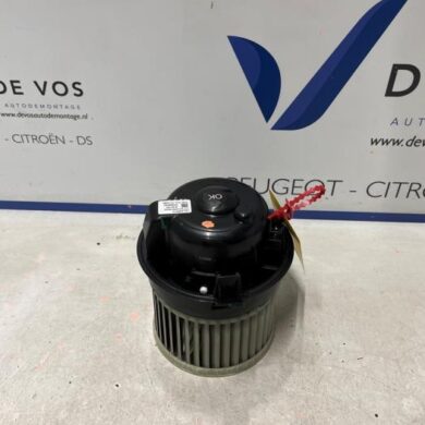 Opel Corsa 1.2 12V 75 Kachel Ventilatiemotor 2022 9840566280