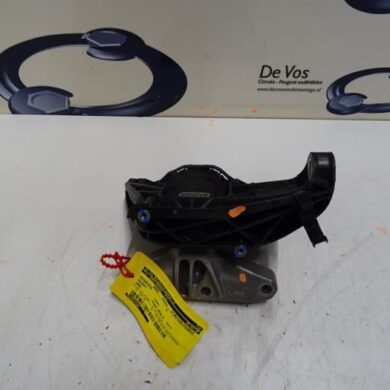 Peugeot 3008  Motorsteun YHZ-YHZYH01 2018 9820297580