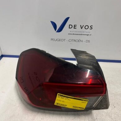 Opel Corsa 1.2 12V 75 Achterlicht links 2019 9829317380