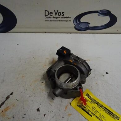 Peugeot 206 1.6 16V Gasklephuis NFU 2003 1635Q9