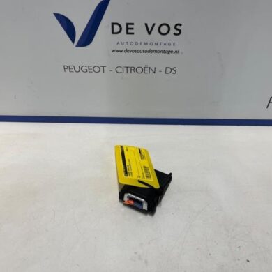 Citroen C3 Aircross 1.2 e-THP PureTech 110 Camera voorzijde 2019 1640246280-9828694780