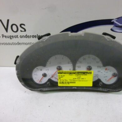 Peugeot 206 1.6 16V Kilometerteller KM 2003 6105FC-6104VH-6106FP