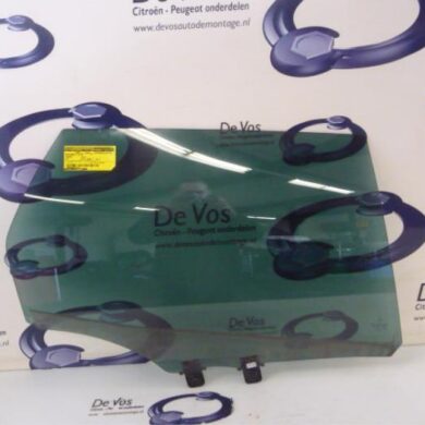 Peugeot 407  Portierruit 4Deurs rechts-achter 2006 9224P7