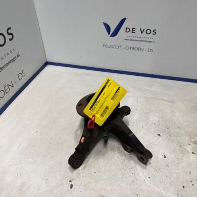 DS Automobiles DS3 Crossback 1.2 12V PureTech 130 Knuckle, front left 2021 9826532480