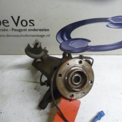 Peugeot 206 1.4 XR,XS,XT,Gentry Fusee rechts-voor 1999 364752