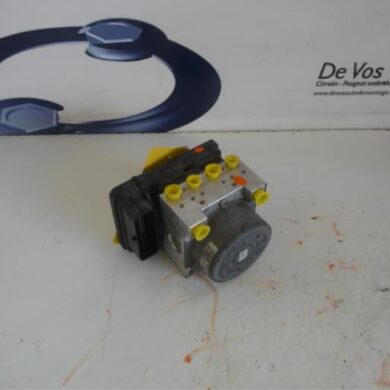 Citroen DS3  ABS Pomp 5FS-5FS5F01 2013 1610182180
