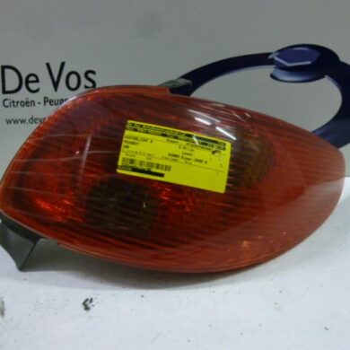 Peugeot 206 1.4 XR,XS,XT,Gentry Achterlicht rechts 2005 6351S0